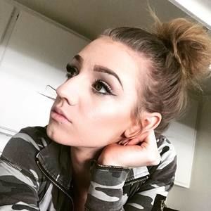 Meet your Posher, Sam